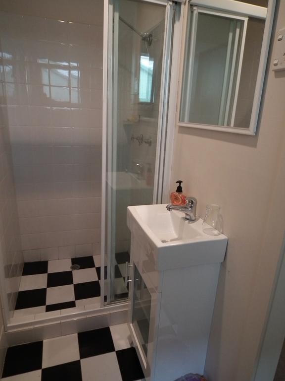 Frenchs Forest Bed And Breakfast Сідней Номер фото